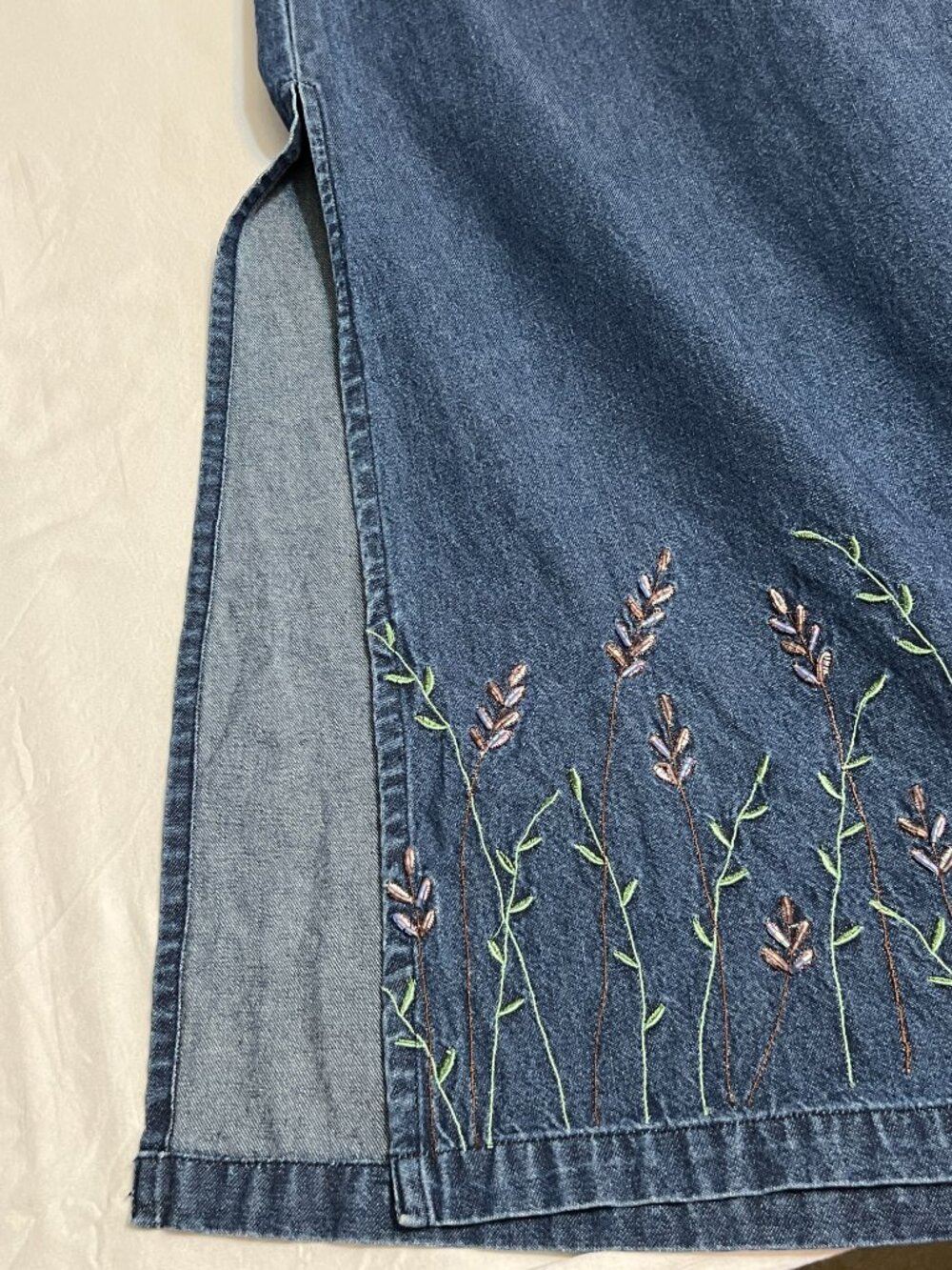 Jane Ashley Denim Chambray Maxi Dress M Embroidered Floral Sleeveless Cotton - Picture 9 of 9